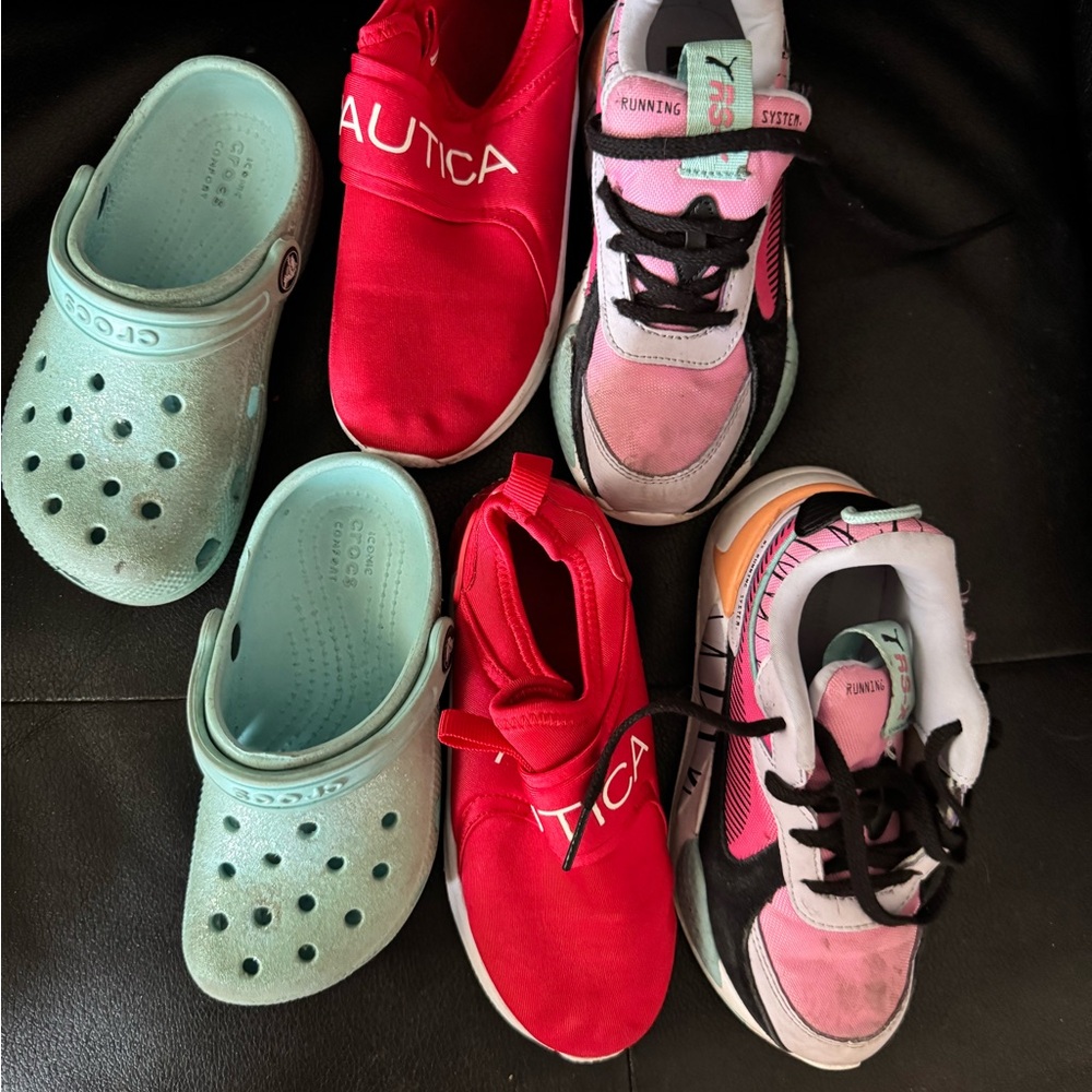 Lot - 7 pairs  - crocs - Reebok